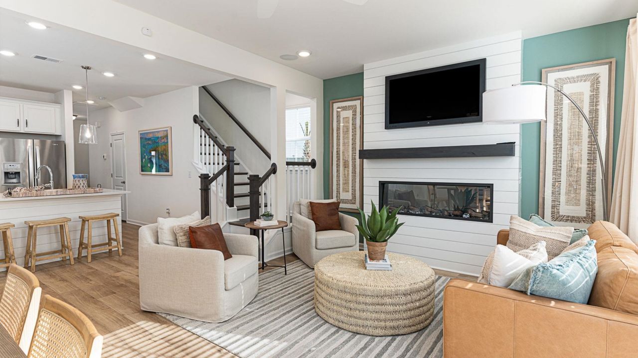 674 Bolder Way Photo 6