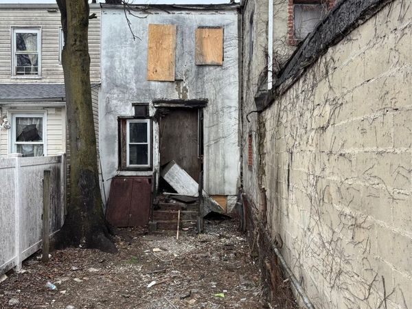 153-26 Foch Boulevard , Jamaica, NY 11434