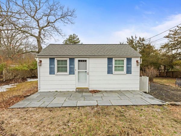 902 Old Medford Avenue , Medford, NY 11763