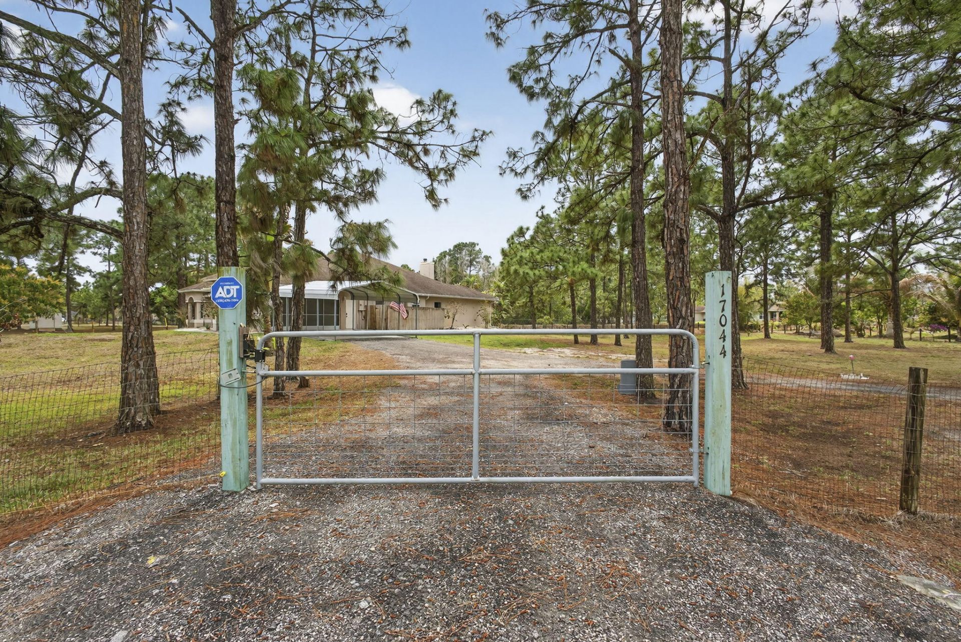 17044 N 72nd Rd Road N, Loxahatchee, FL 33470 Photo