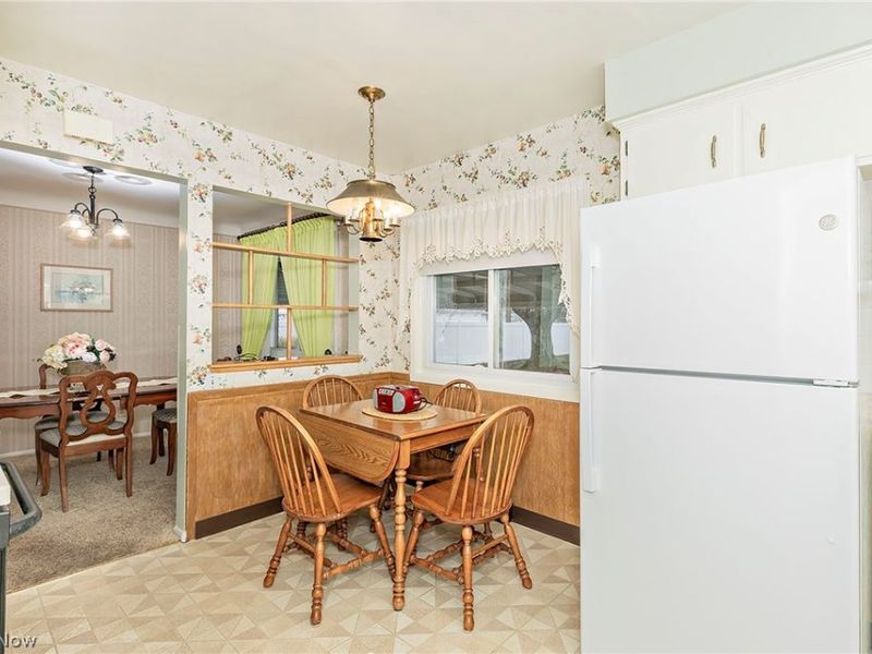 1272 Bonnie Lane, Mayfield Heights, OH 44124 Photo 13