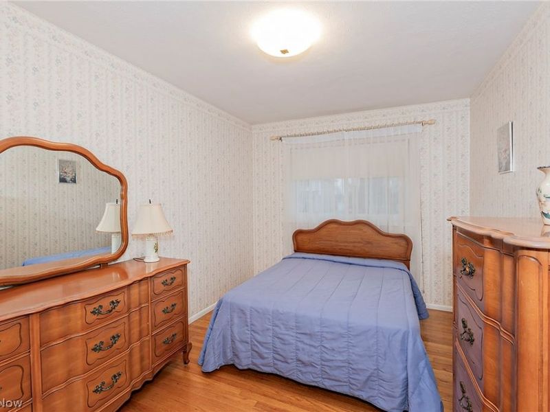 1272 Bonnie Lane, Mayfield Heights, OH 44124 Photo 22