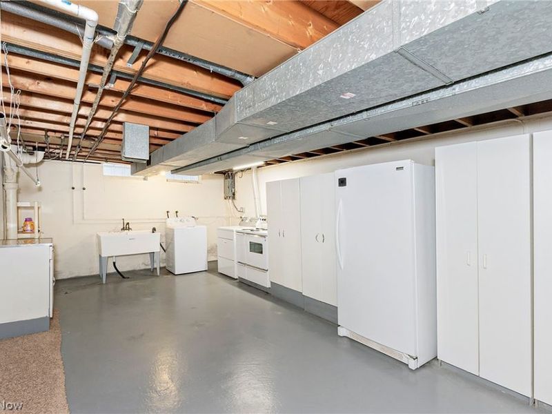 1272 Bonnie Lane, Mayfield Heights, OH 44124 Photo 32