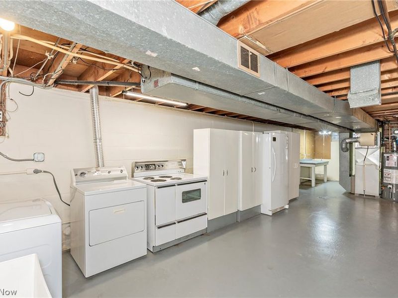 1272 Bonnie Lane, Mayfield Heights, OH 44124 Photo 33