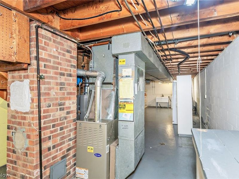 1272 Bonnie Lane, Mayfield Heights, OH 44124 Photo 35