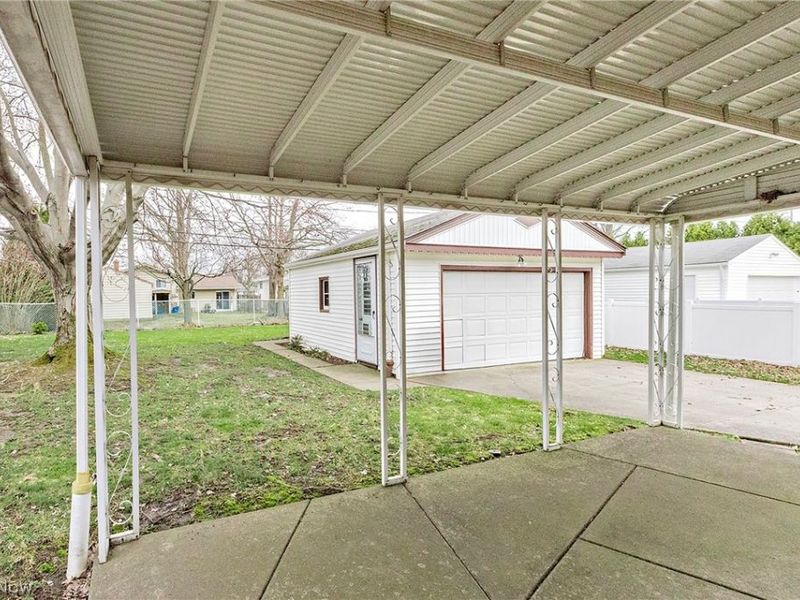 1272 Bonnie Lane, Mayfield Heights, OH 44124 Photo 36