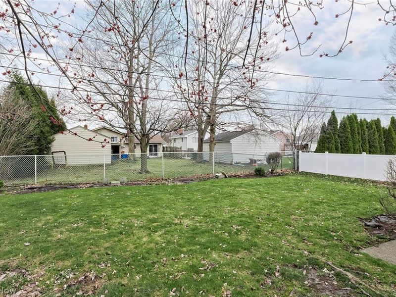 1272 Bonnie Lane, Mayfield Heights, OH 44124 Photo 38