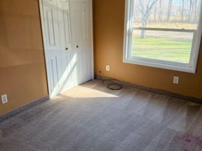 2 Dennis Court, Geneva, OH 44041 Photo 3