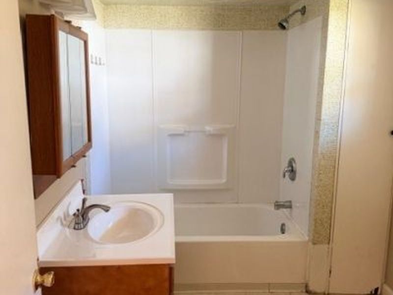 2 Dennis Court, Geneva, OH 44041 Photo 5