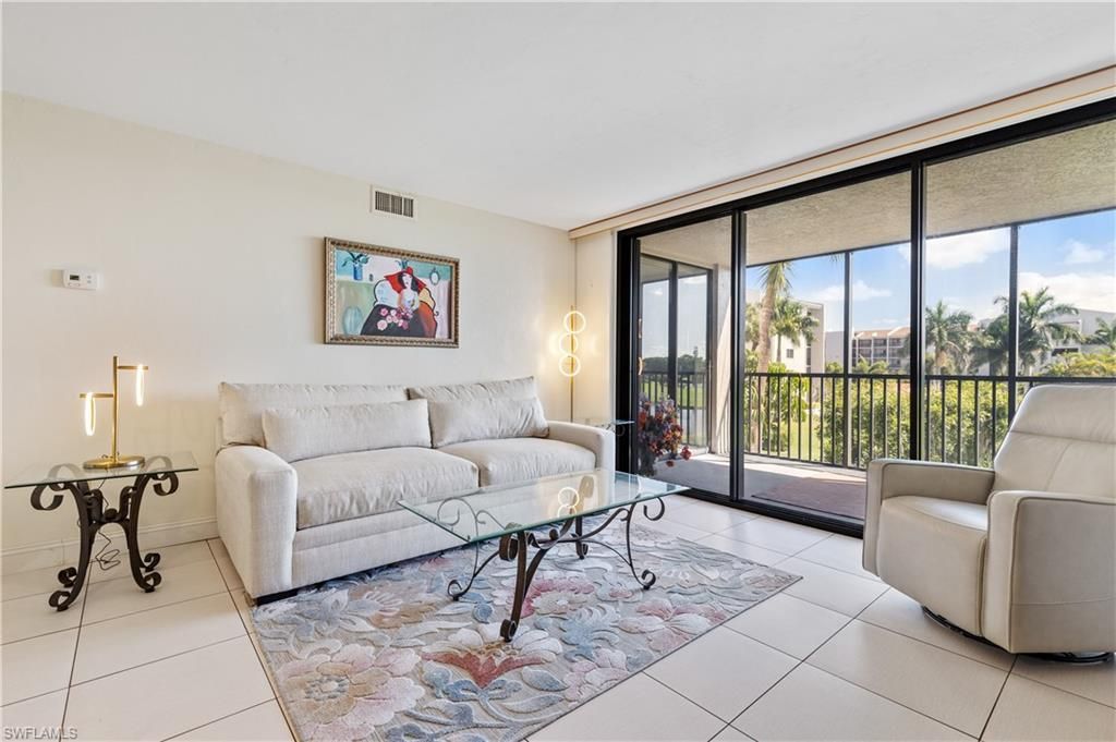 4160 Steamboat Bend E, Unit 302, Fort Myers, FL 33919 Photo