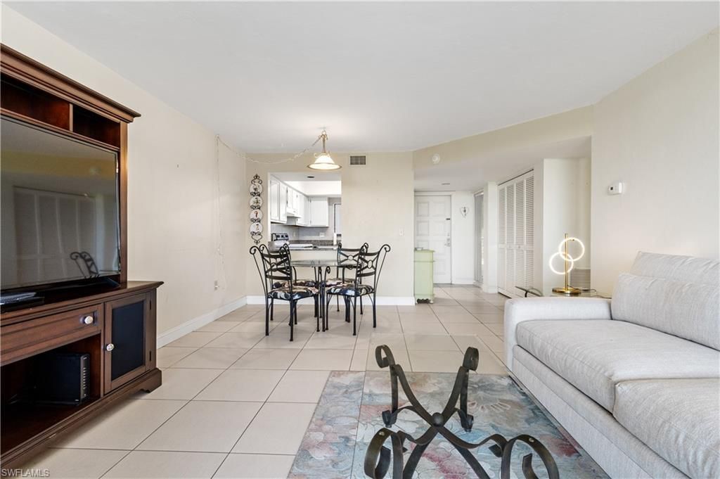 4160 Steamboat Bend E, Unit 302, Fort Myers, FL 33919 Photo