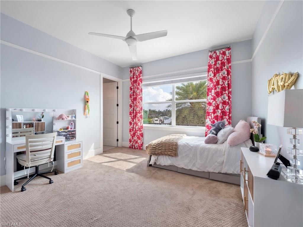 911 Aqua Ln, Fort Myers, FL 33919 Photo