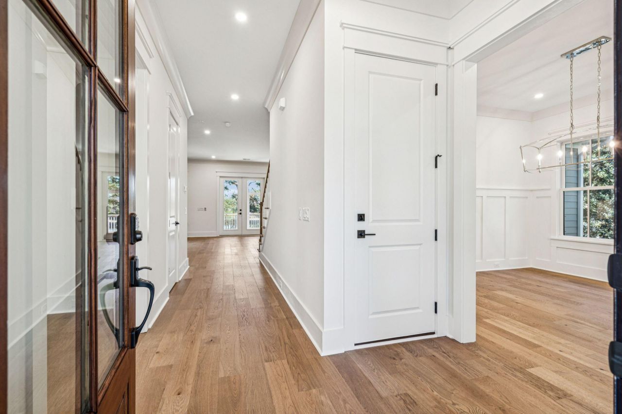 1574 Headquarters Plantation Drive Photo 12