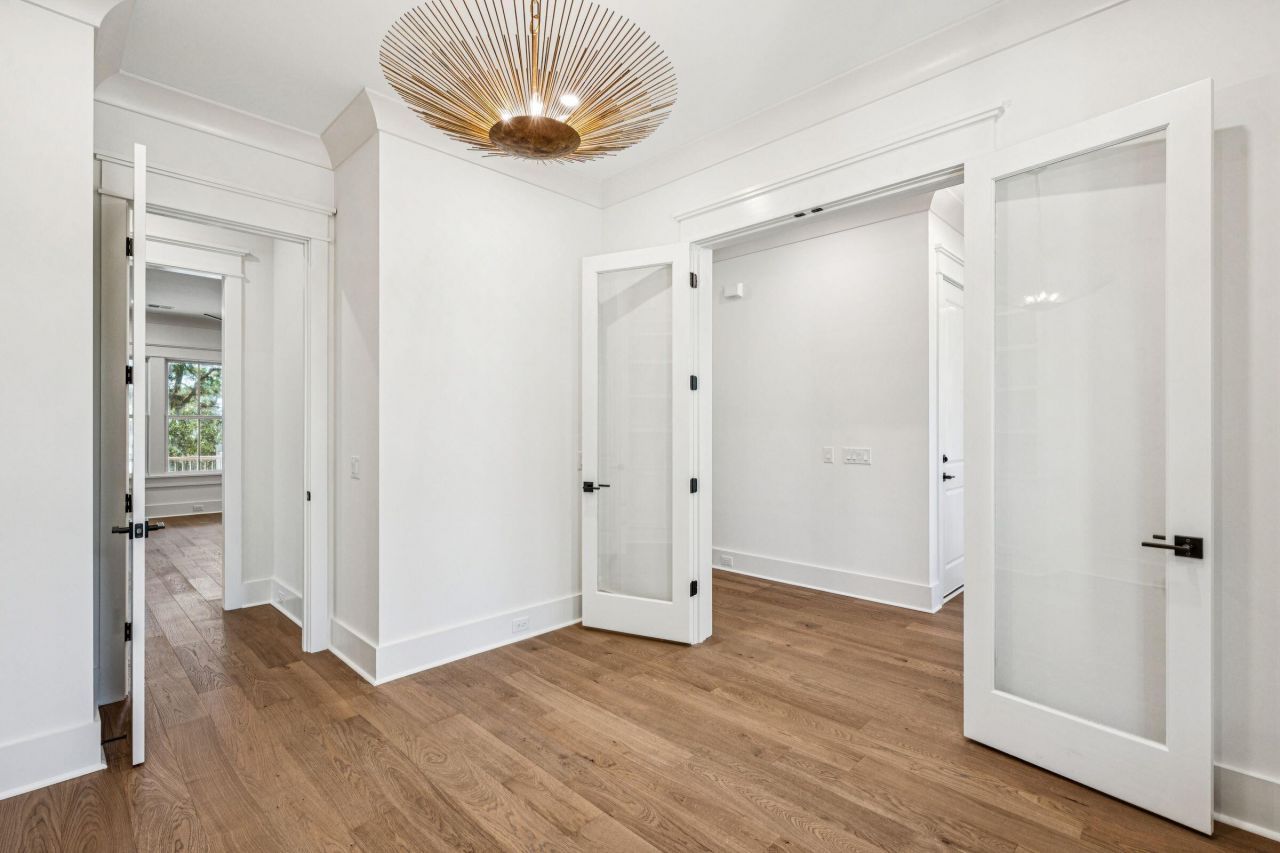 1574 Headquarters Plantation Drive Photo 21