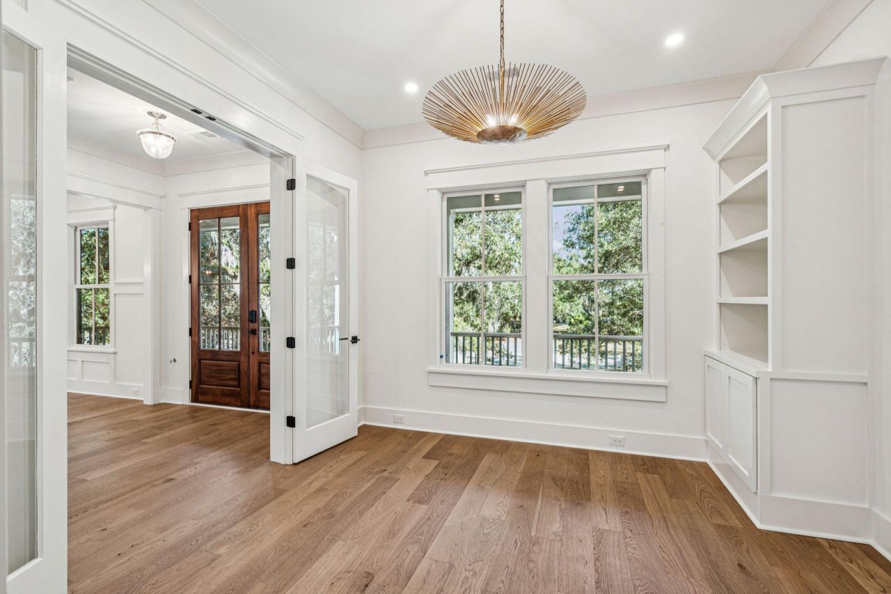 1574 Headquarters Plantation Drive Photo 22