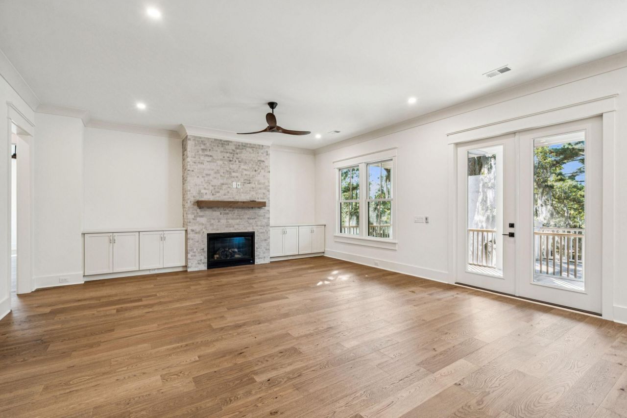 1574 Headquarters Plantation Drive Photo 23