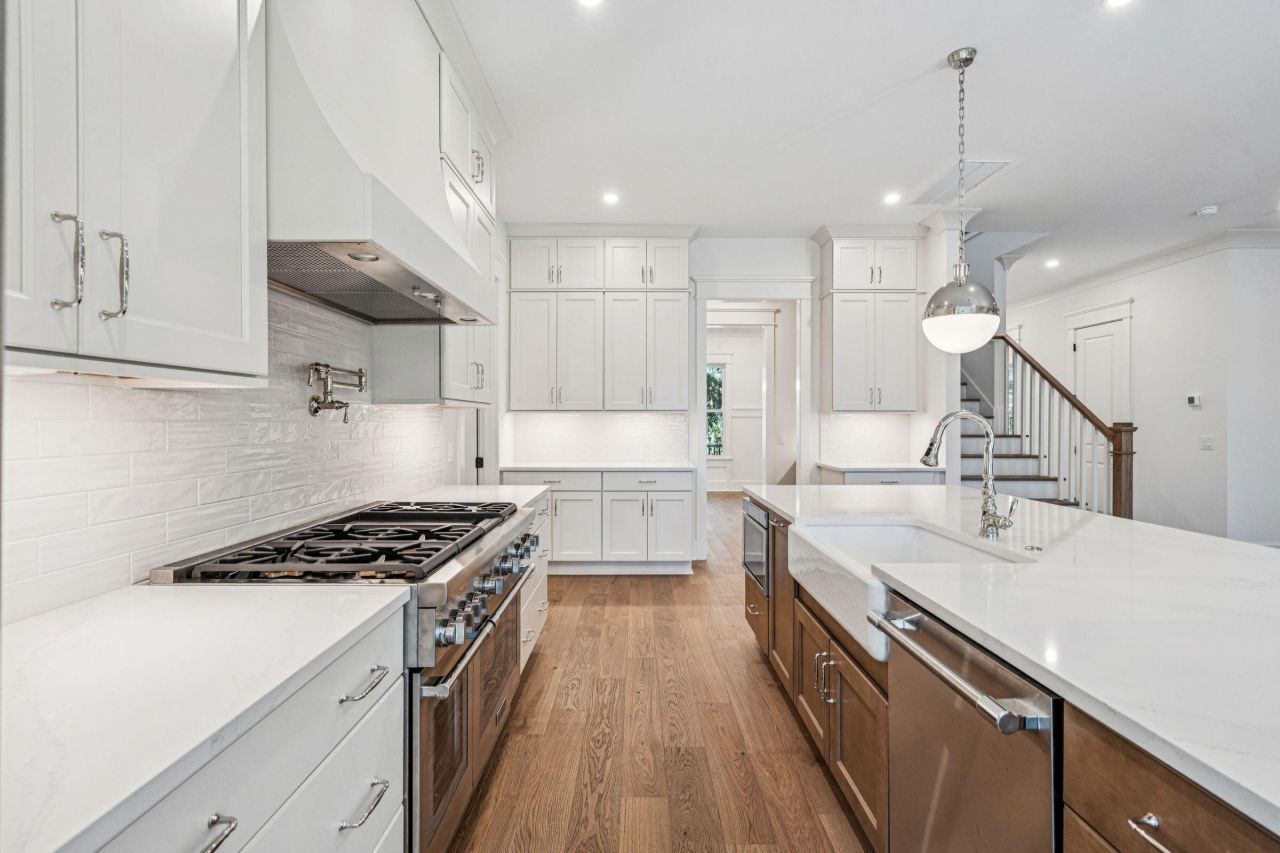 1574 Headquarters Plantation Drive Photo 31