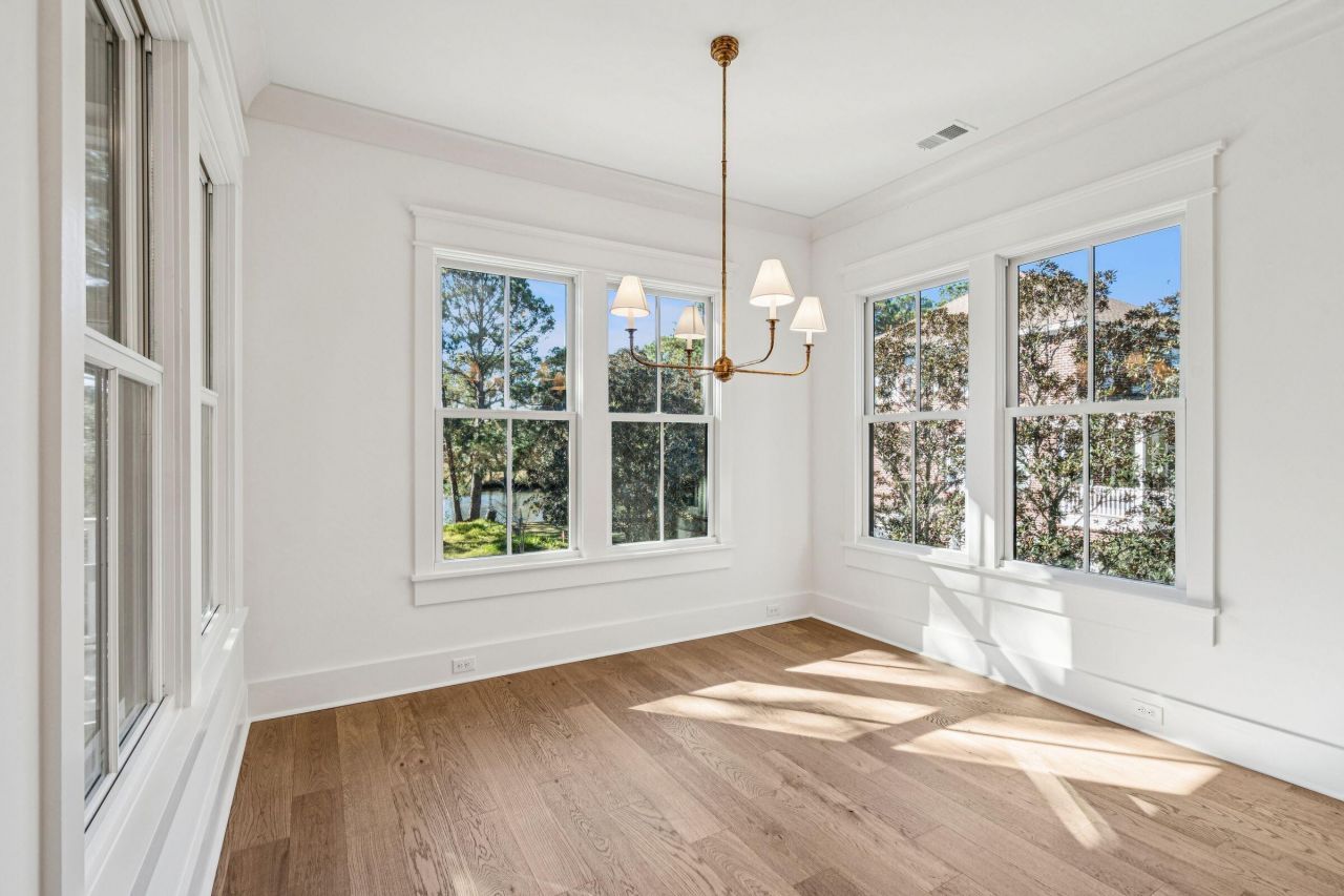 1574 Headquarters Plantation Drive Photo 36