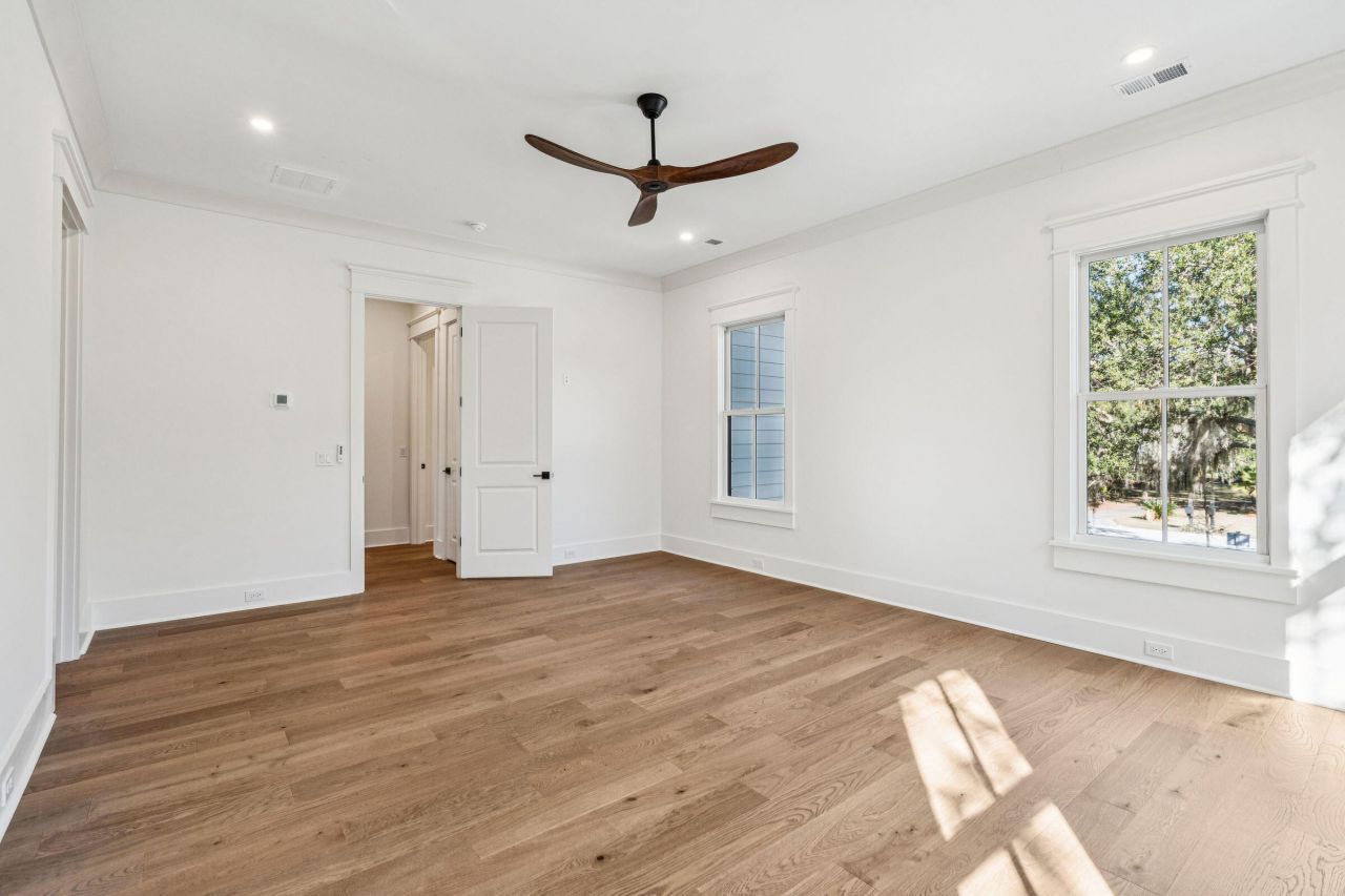 1574 Headquarters Plantation Drive Photo 53