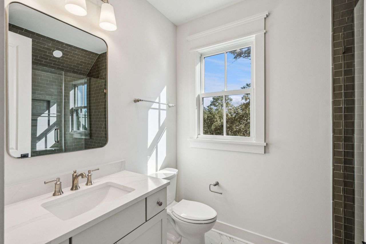 1574 Headquarters Plantation Drive Photo 73