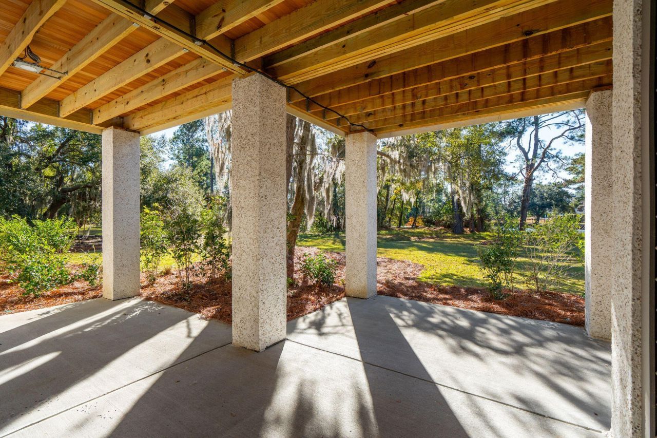 1574 Headquarters Plantation Drive Photo 86