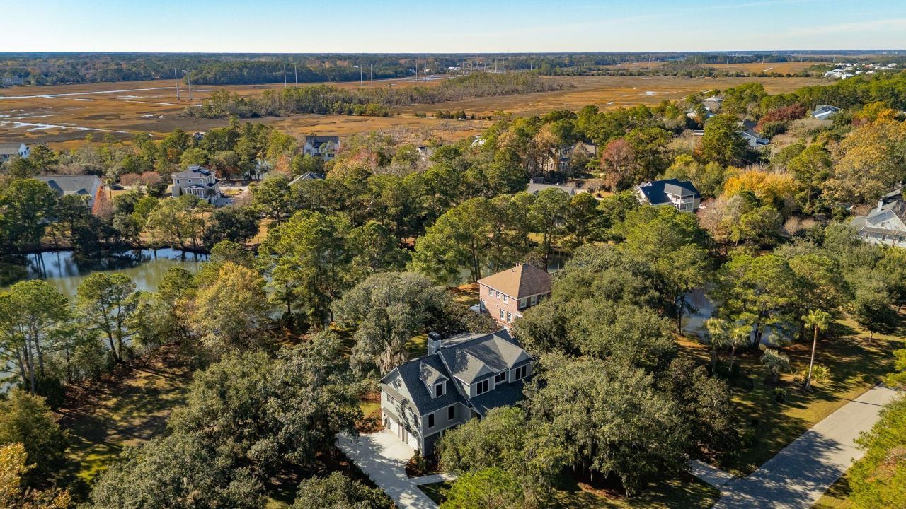 1574 Headquarters Plantation Drive Photo 96