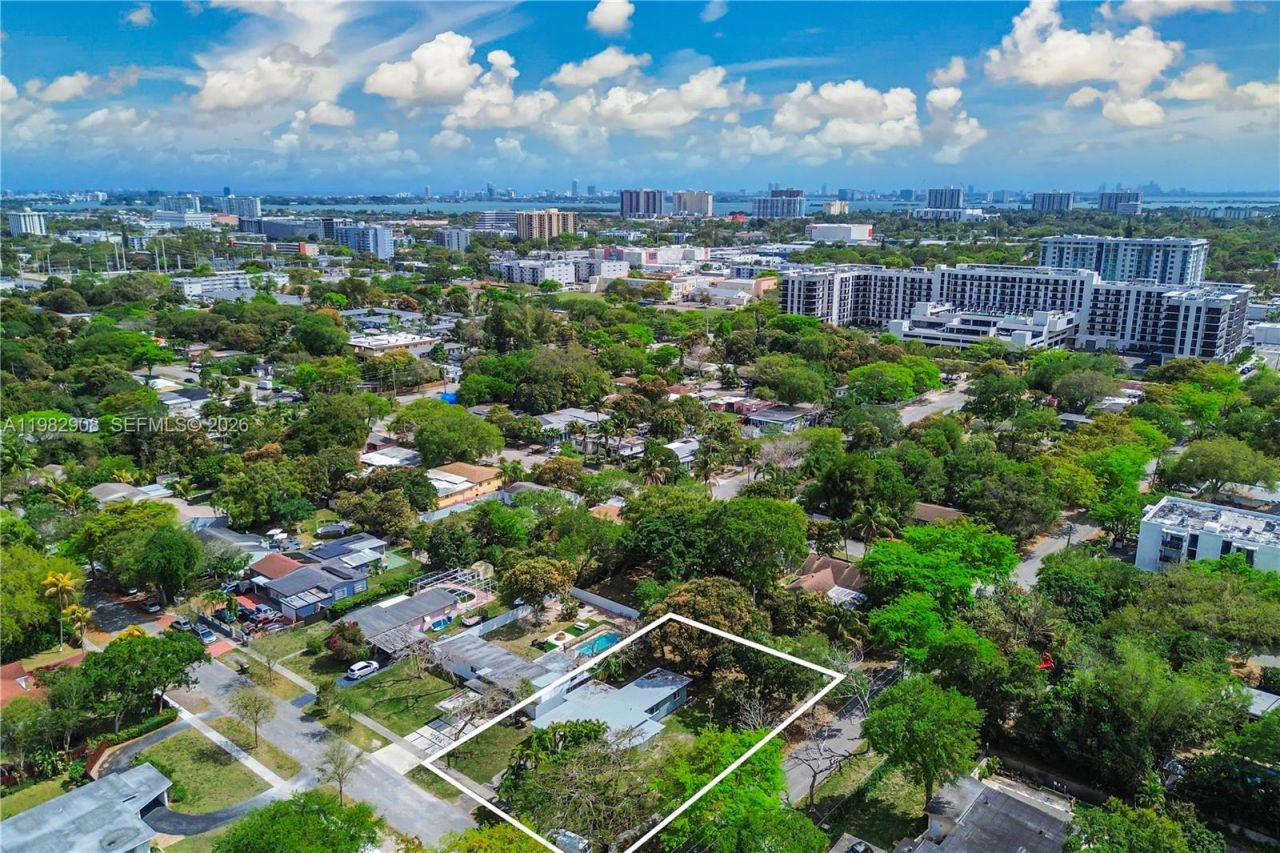 12955 NE 11th Ave , North Miami, FL 33161 Photo