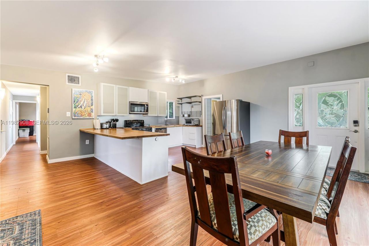 12955 NE 11th Ave , North Miami, FL 33161 Photo