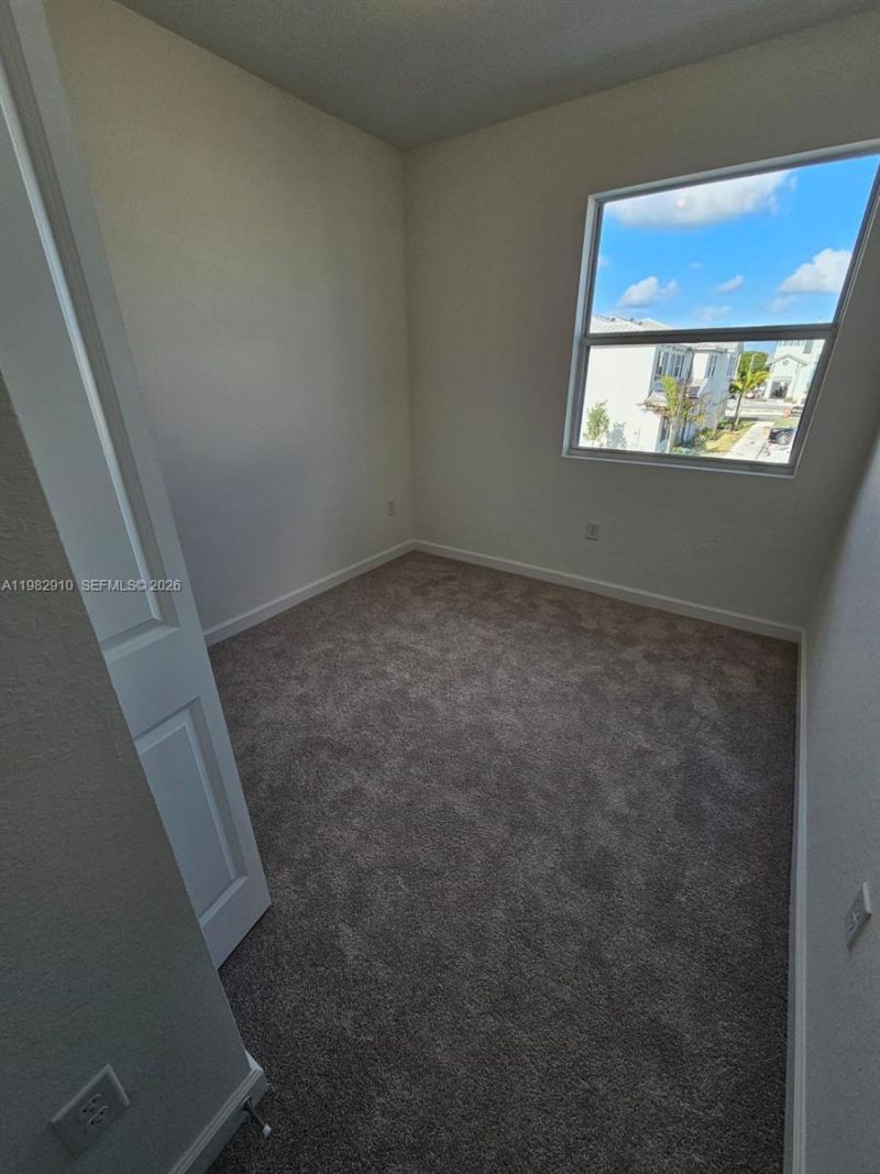 1148 SE 2nd St, Florida City, FL 33034 Photo