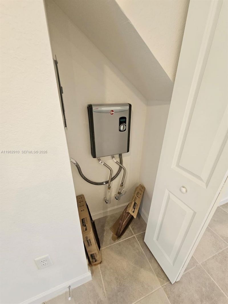 1148 SE 2nd St, Florida City, FL 33034 Photo