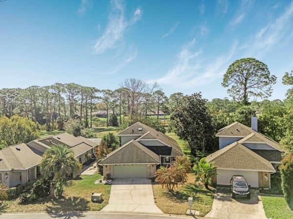 255 Braeburn Circle, Daytona Beach, FL 32114