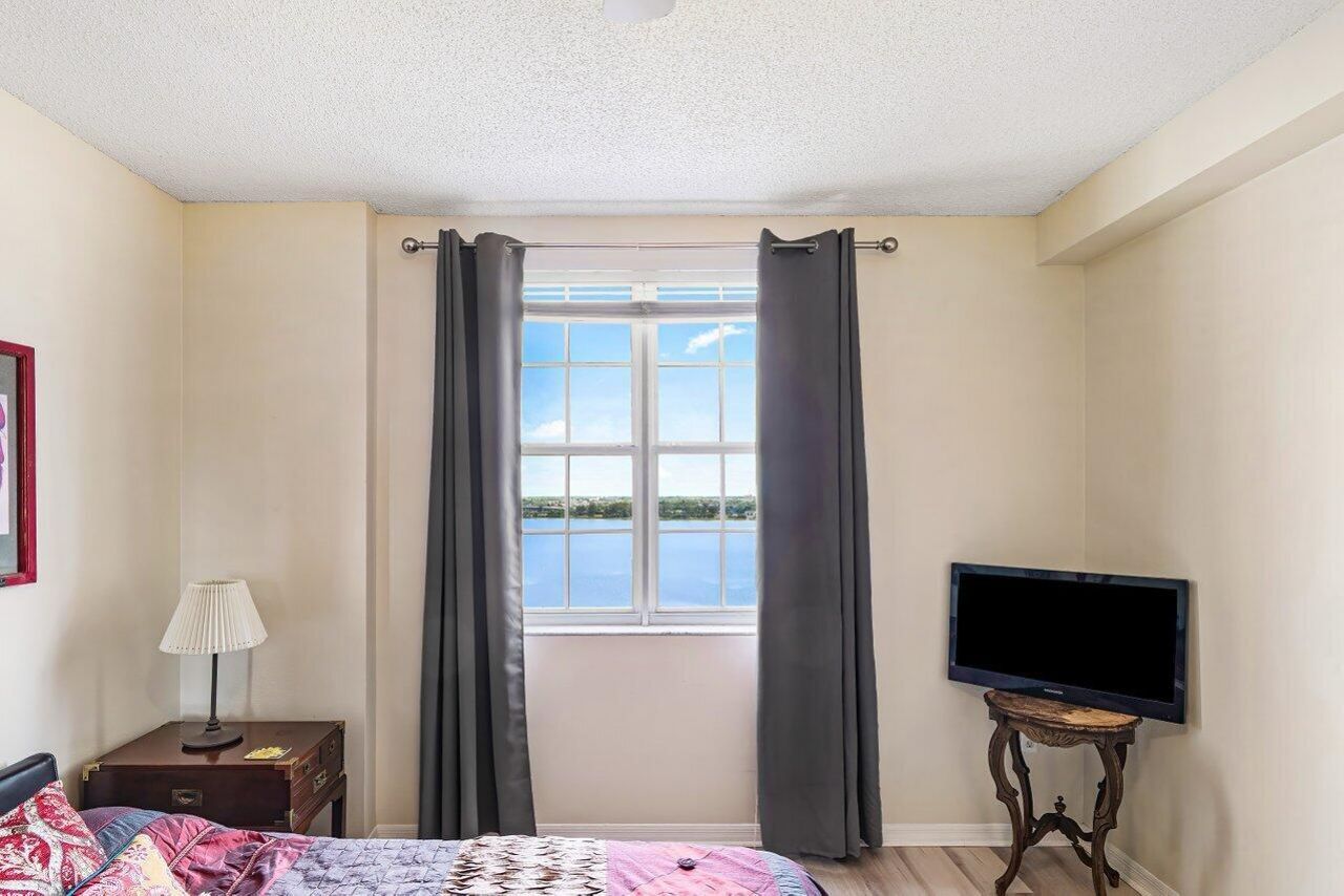 616 Clearwater Park Road, Unit 1206, West Palm Beach, FL 33401 Photo