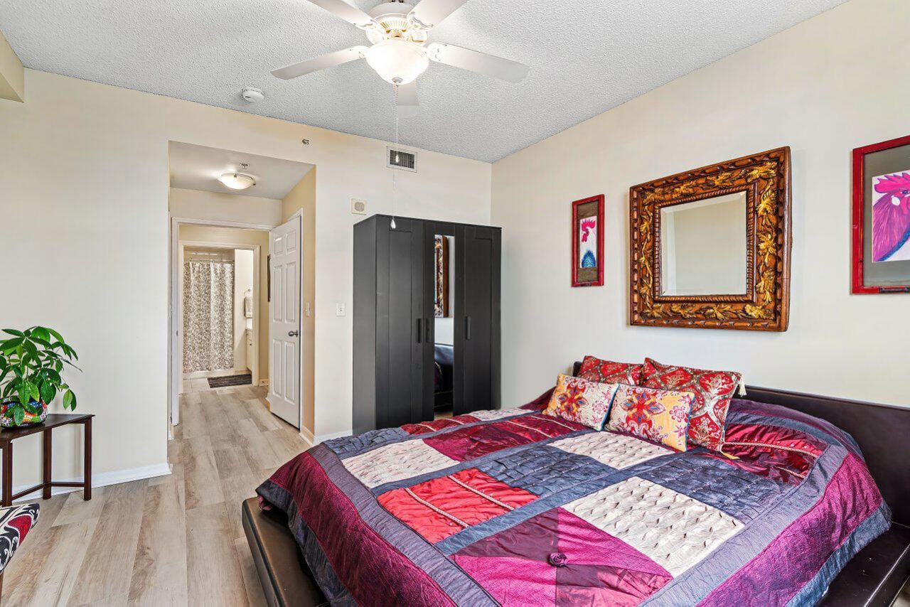 616 Clearwater Park Road, Unit 1206, West Palm Beach, FL 33401 Photo