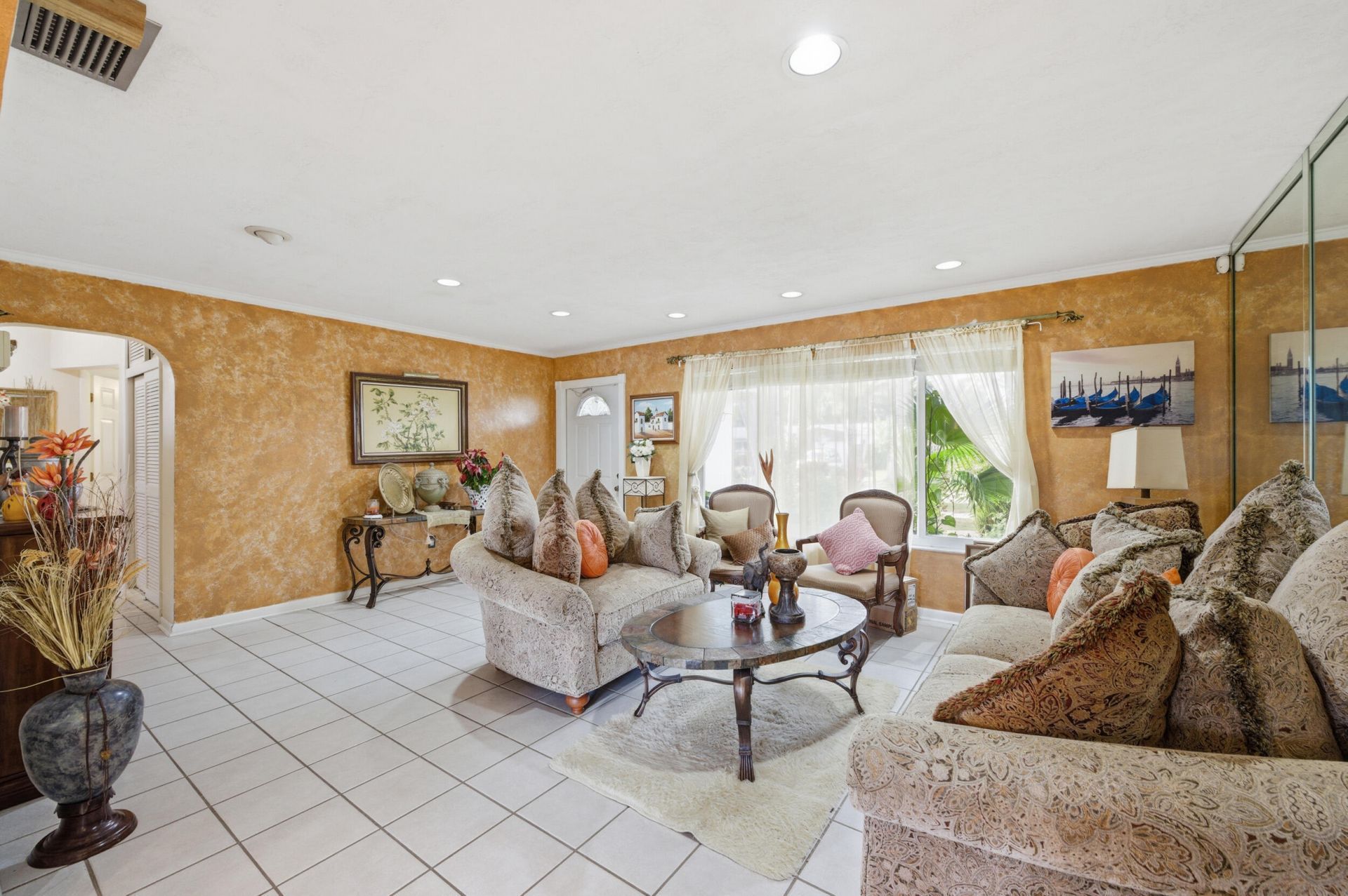 1811 NW 119th Avenue, Pembroke Pines, FL 33026 Photo