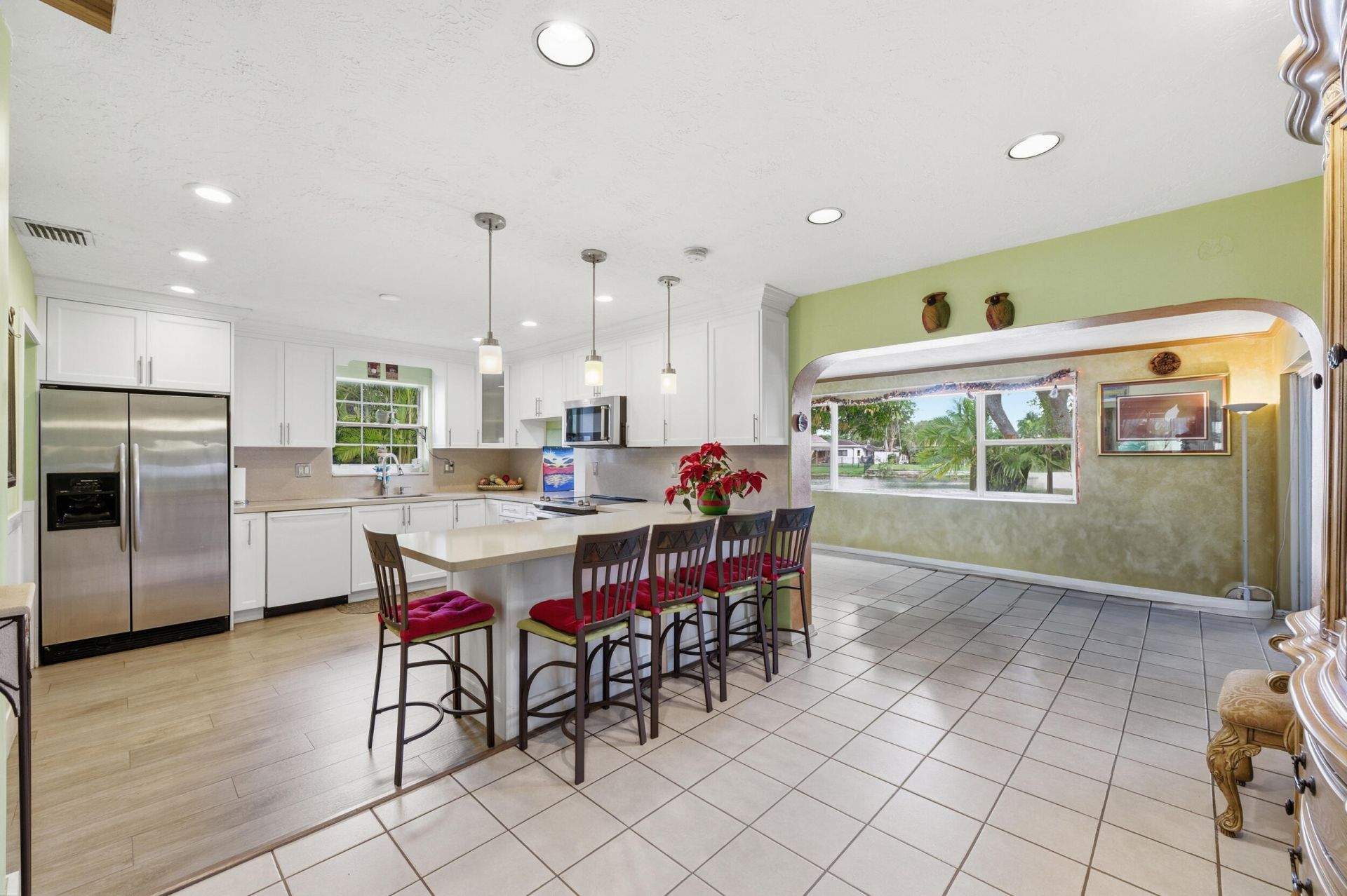 1811 NW 119th Avenue, Pembroke Pines, FL 33026 Photo