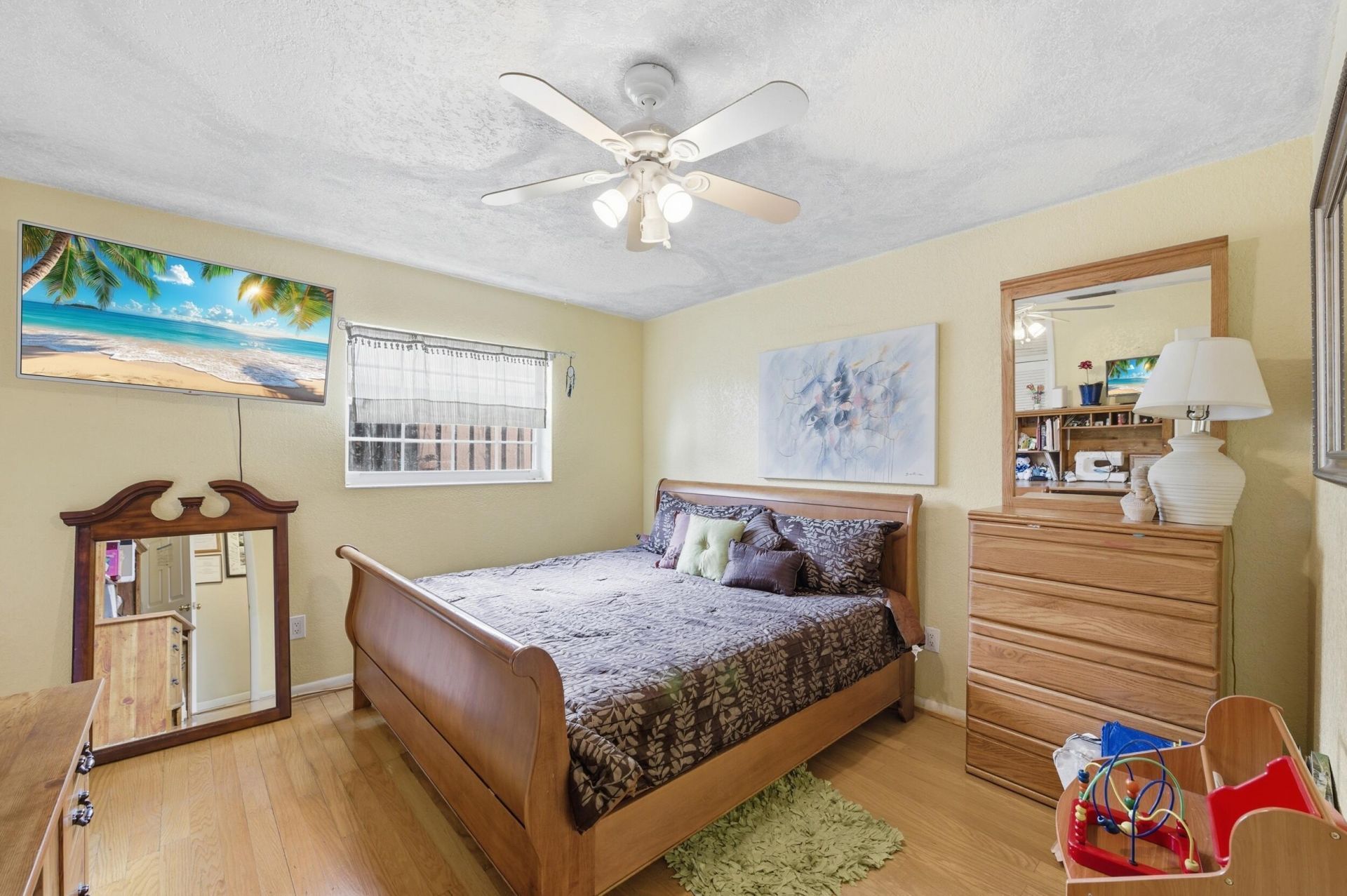 1811 NW 119th Avenue, Pembroke Pines, FL 33026 Photo