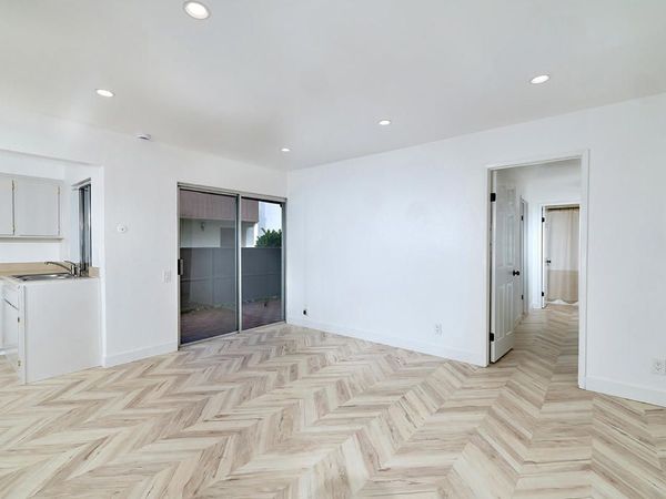 8015 Caminito De Pizza, Unit E, San Diego, CA 92108