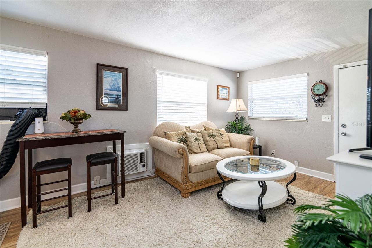 5434 9th Avenue N, Saint Petersburg, FL 33710 Photo