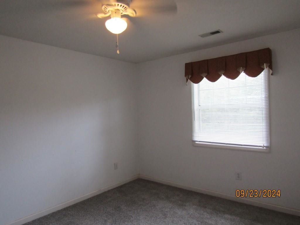 619 Tupelo Ln. Photo 8