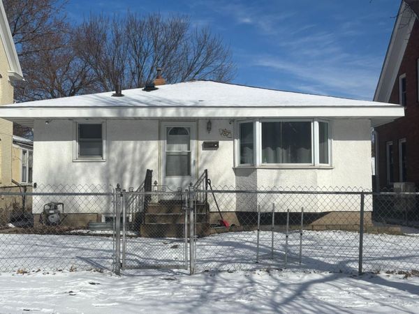 787 Lafond Avenue , Saint Paul, MN 55104