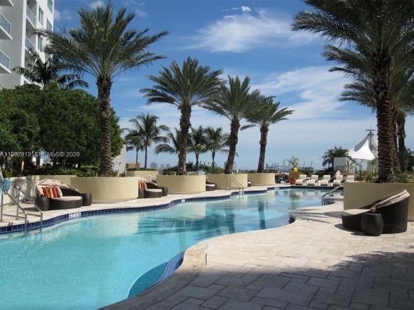 244 Biscayne Blvd, Unit 3305, Miami, FL 33132