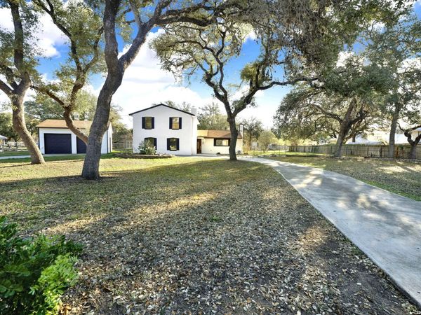 9212 Geronimo View, San Antonio, TX 78254