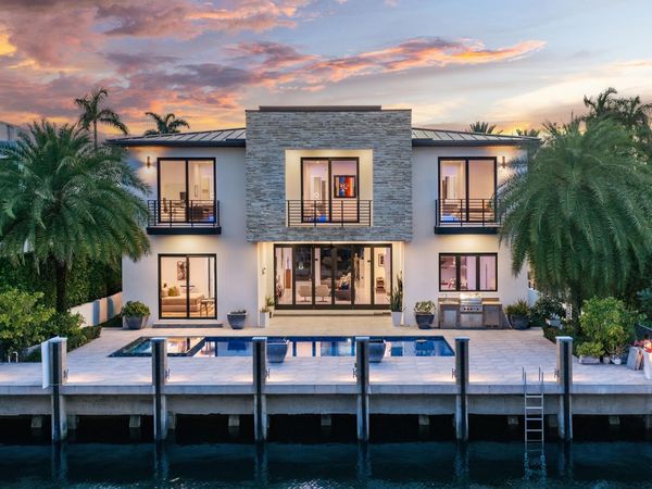 424 Coconut Isle Drive, Fort Lauderdale, FL 33301