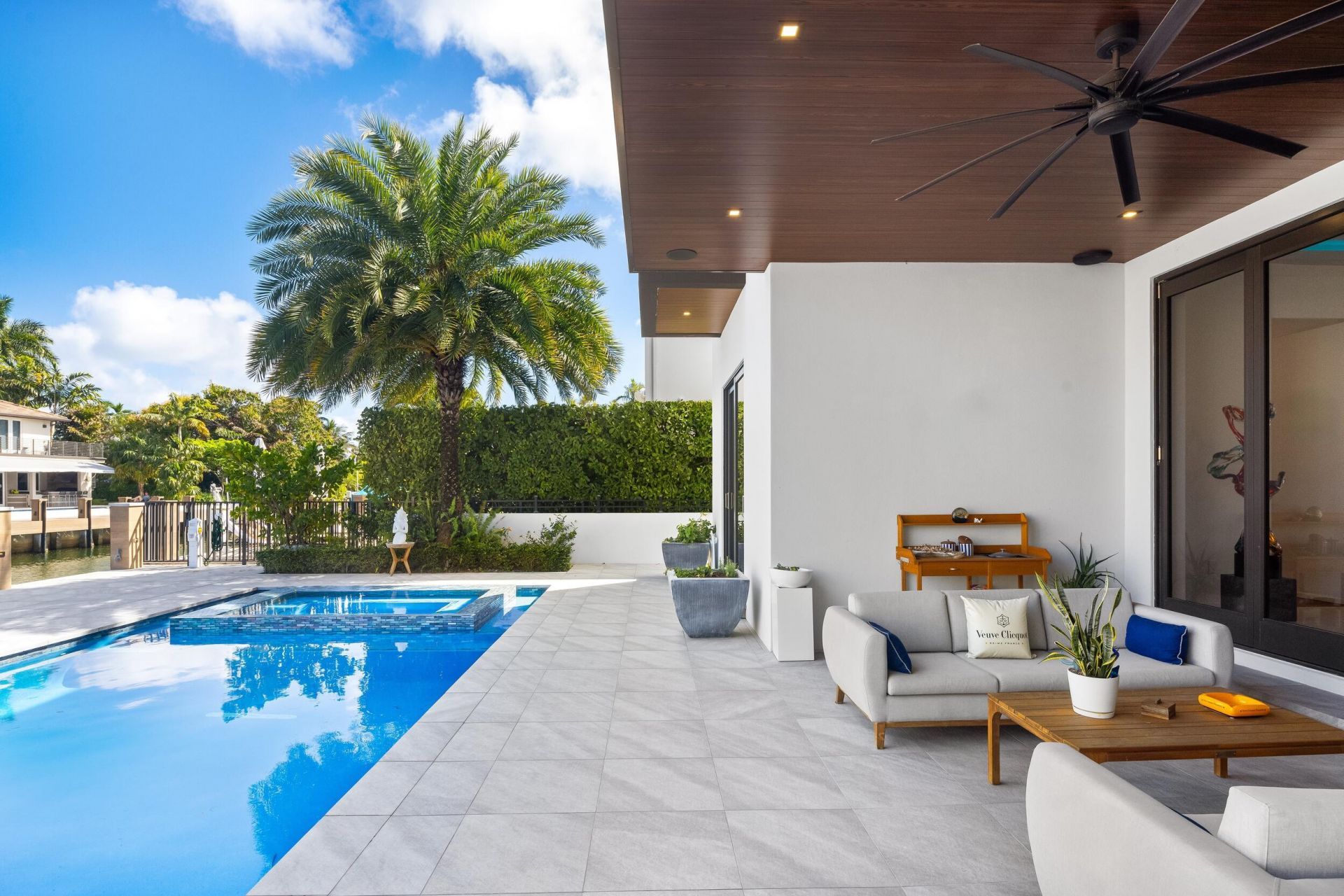 424 Coconut Isle Drive, Fort Lauderdale, FL 33301 Photo