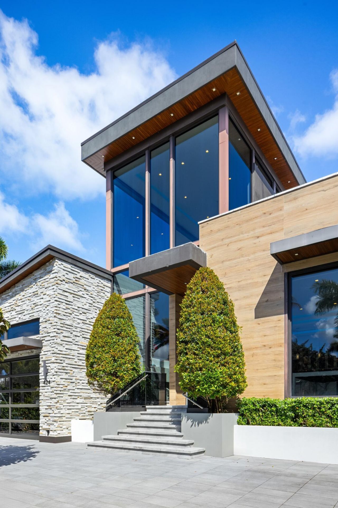 424 Coconut Isle Drive, Fort Lauderdale, FL 33301 Photo