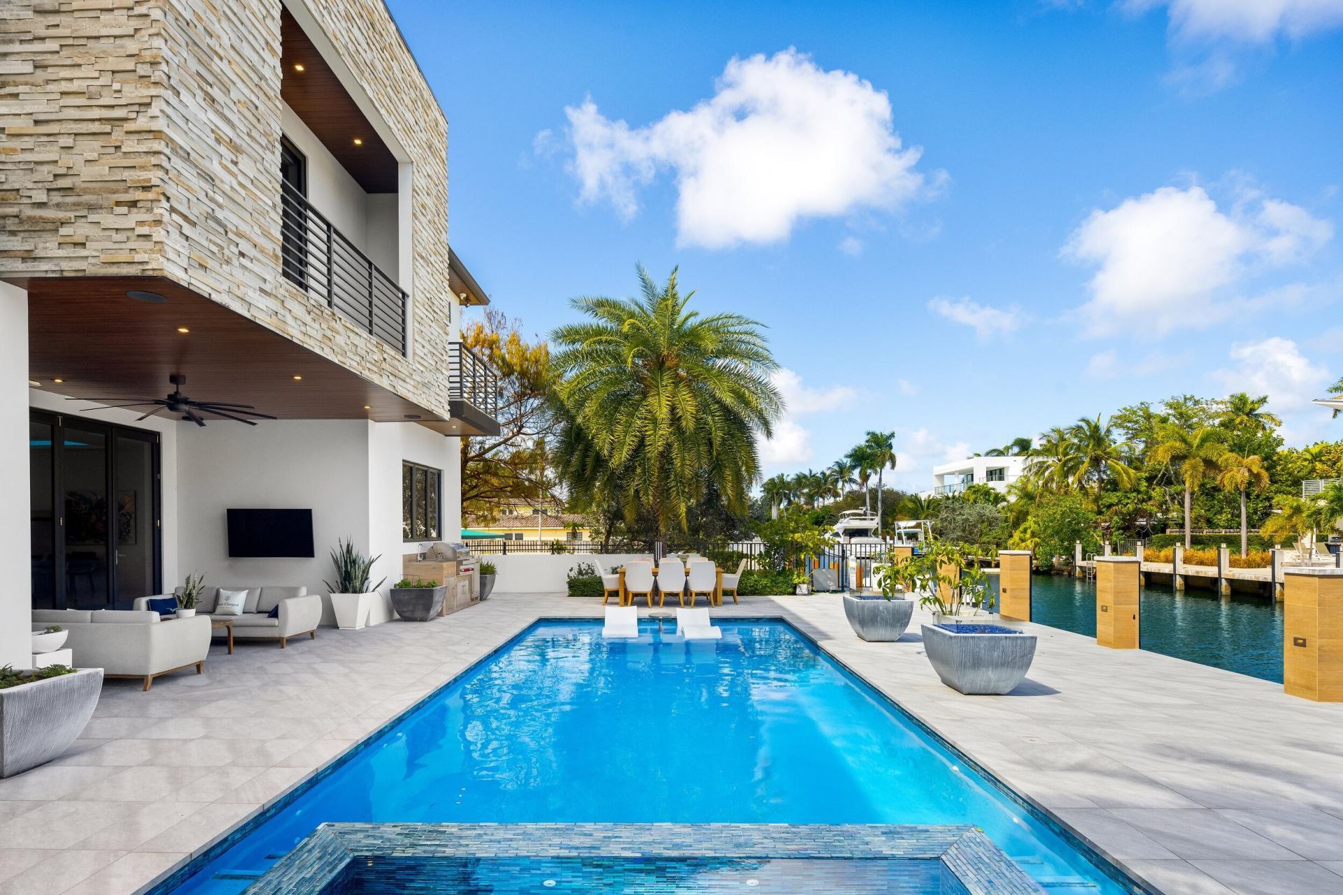 424 Coconut Isle Drive, Fort Lauderdale, FL 33301 Photo