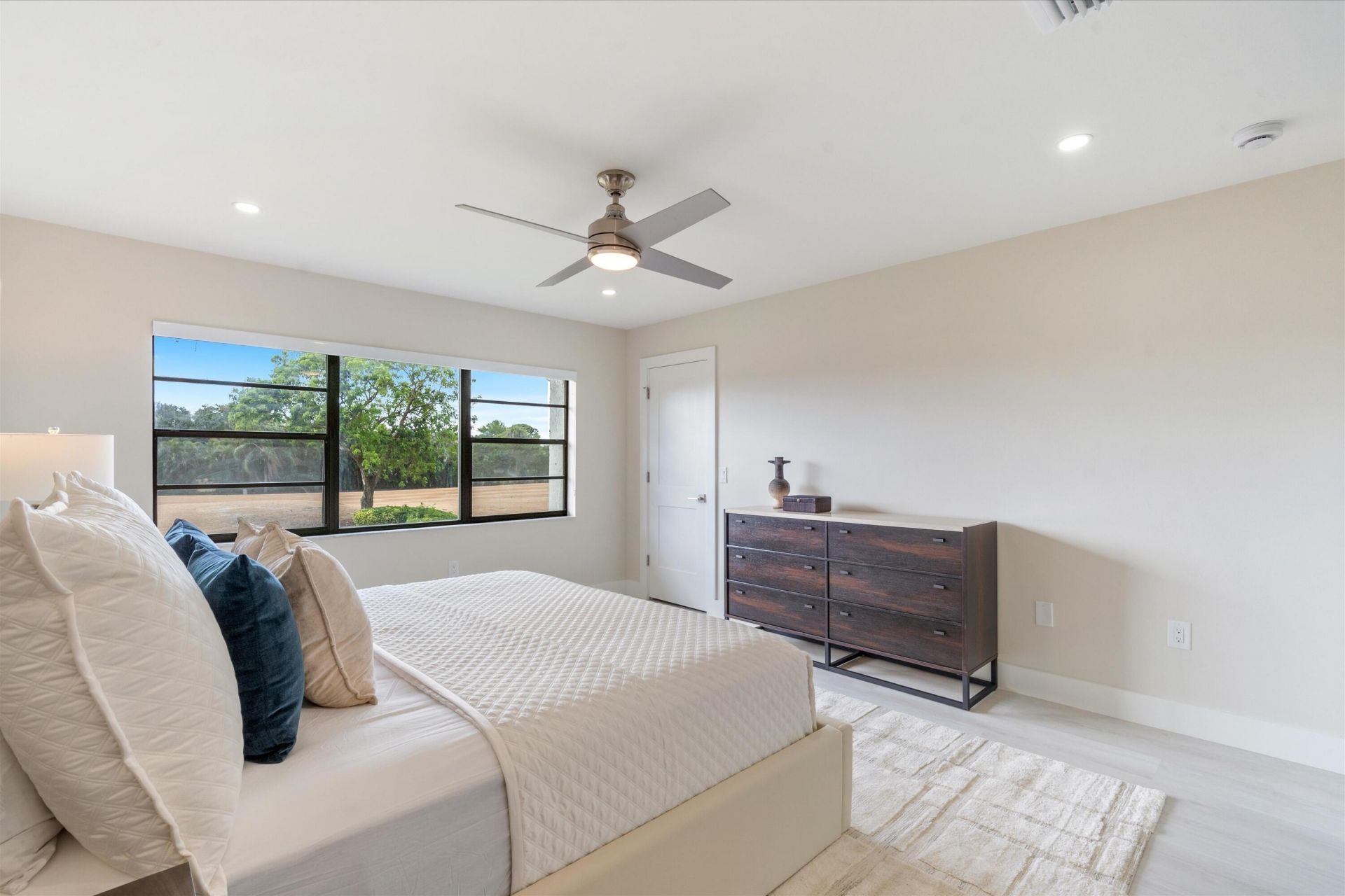 47 Stratford Lane W, Unit F, Boynton Beach, FL 33436 Photo