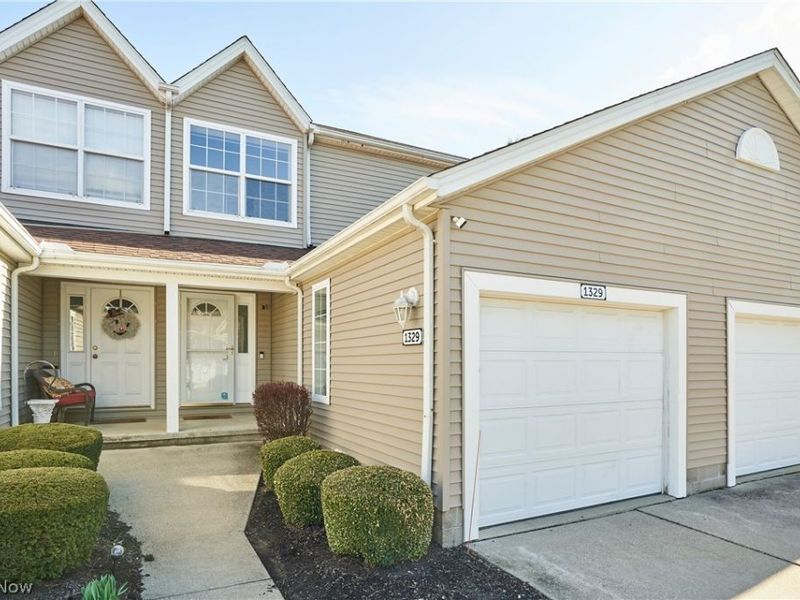 1329 Meadow Run, Copley, OH 44321 Photo 1