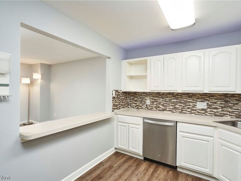 1329 Meadow Run, Copley, OH 44321 Photo 5