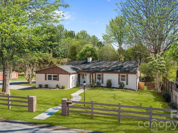 1722 Hartford Drive , Gastonia, NC 28052